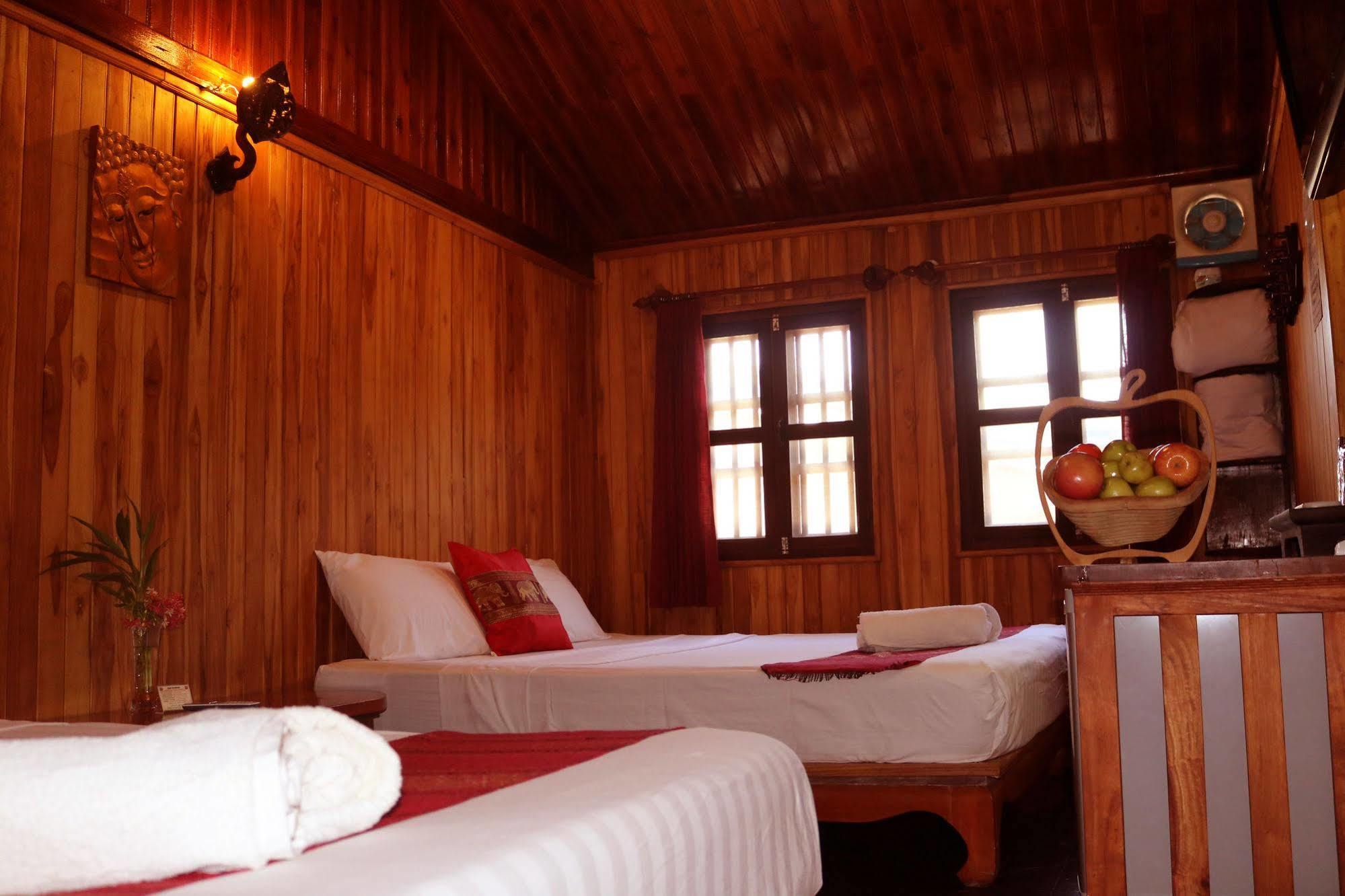 Apple Pensión Luang Prabang Exterior foto
