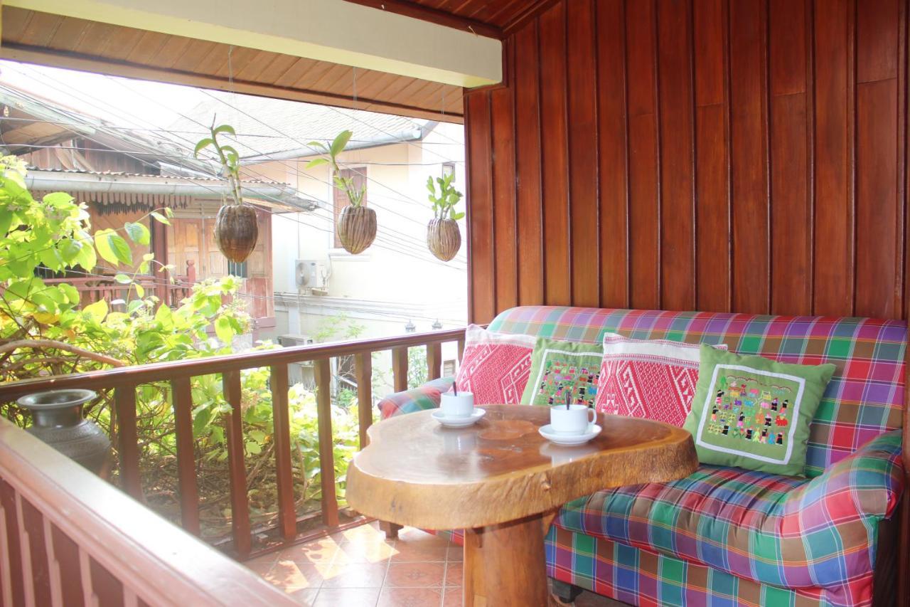 Apple Pensión Luang Prabang Exterior foto
